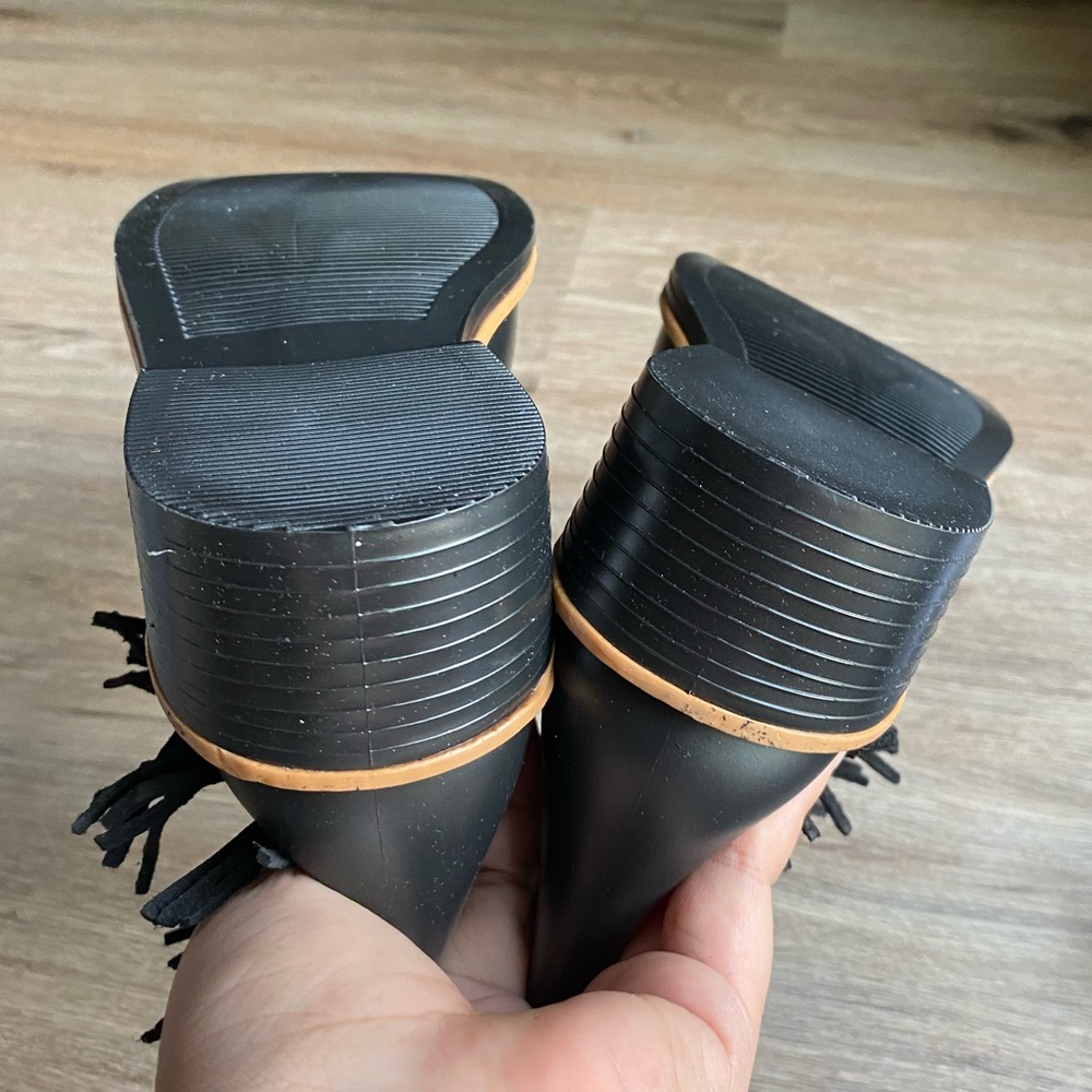 Bernardo Penney Rain Boot With Fringe In Black Size 6 - Picture 12 of 14